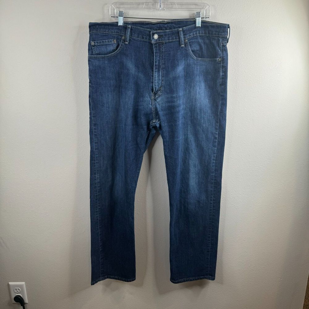 Levi's 505 Jeans Mens Size 40x32 Medium Wash Whiskered Straight Denim